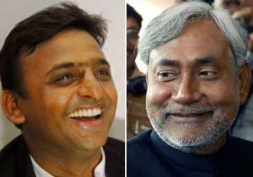 how can nitish kumar call himself secular asks akhilesh yadav