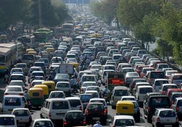 huge traffic snarls in delhi during congress rally