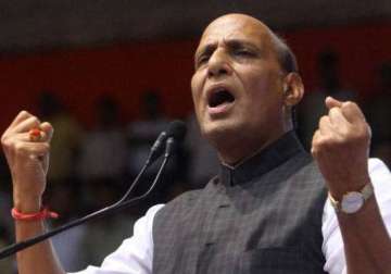 india needs a realistic pm not an economist says rajnath singh