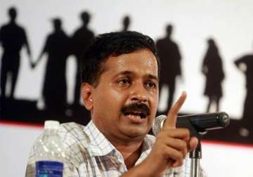 delhi polls hc issues notice to kejriwal on cancellation of his candidature