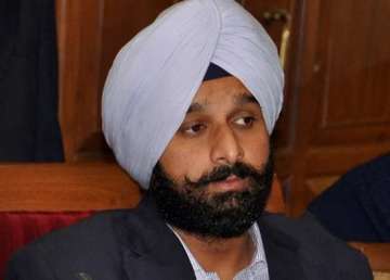 synthetic drugs case bjp seeks resignation of bikram majithia