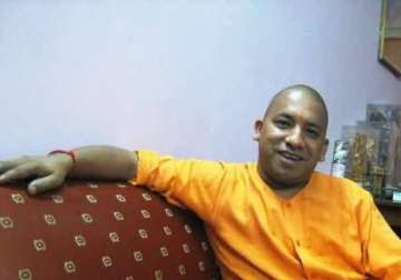 yogi adityanath defies ban to address rally in lucknow