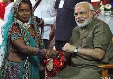 bjp women s wing from gujarat sends one lakh rakhis to modi