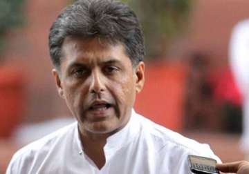 is india doing business with isis asks manish tewari