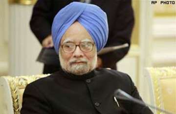 govt ready to discuss all issues says pm