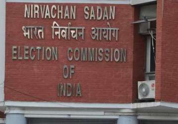 after ec order on vadra land deal congress demands apology from modi