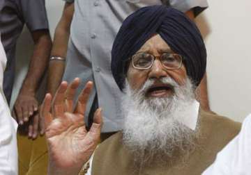 prakash singh badal comes out in support of a possible bjp govt in delhi