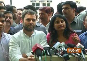 rahul gandhi meets aspiring flat owners slams nda govt s real estate bill