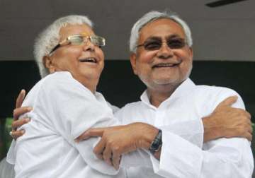 nitish lalu alliance ahead in bihar opinion poll