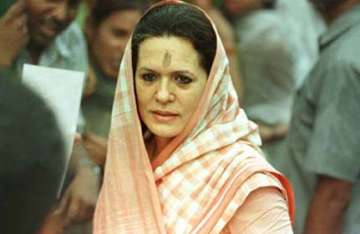 sonia gives up plans to visit kumbh