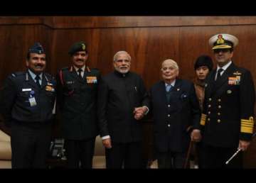 pm modi remembers valour of armed forces on vijay diwas
