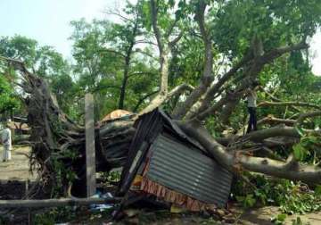 congress demands declaring bihar storm a national calamity