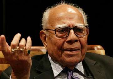 ram jethmalani targets arun jaitley over tyranny of unelected remark