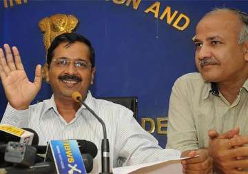 delhi hc backs arvind kejriwal says acb can arrest police officials