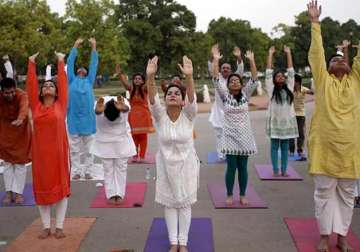 congress to hold walk for the nation on international yoga day
