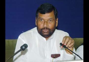 govt has nothing to do with issues like conversion paswan