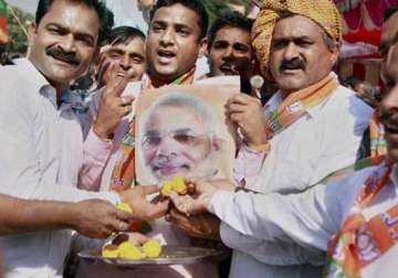 maharastra polls vidarbha votes for bjp setback for congress in cotton belt