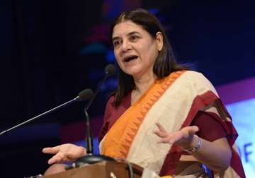 move delhi metro women coach to the middle suggests maneka gandhi