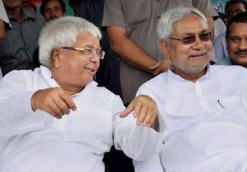 shabd wapasi campaign deferred owing to differences between lalu nitish