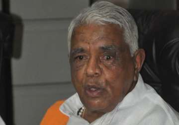 congress demands mp minister babulal gaur s apology over remarks about women