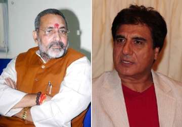 raj babbar offers to bear charges of giriraj singh s mental treatment