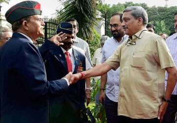 small issues in orop will be dealt in future manohar parrikar