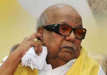 attending assembly sessions karunanidhi hits back at panneerselvam