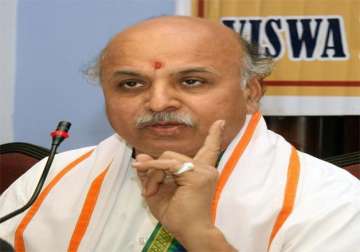 pravin togadia refutes reports links with hardik patel