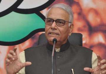 yashwant sinha meets advani joshi kumar welcomes dialogue