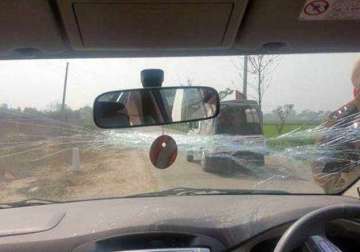 attack on arvind kejriwal s car in punjab
