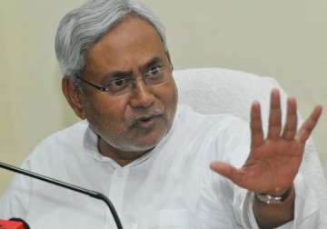 bjp slams nitish govt over lohia statue cleaning incident