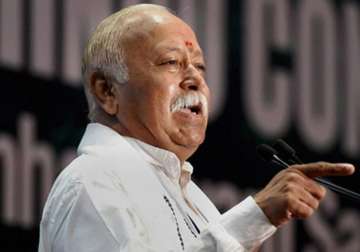mohan bhagwat pitches for review of quota policy