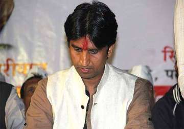 congress slams vishwas says aap unable to digest power