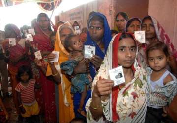 bihar records 57 voter turnout in first phase of assembly elections