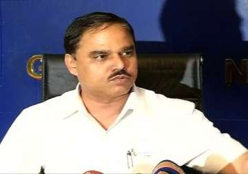 delhi cm arvind kejriwal accepts jitender singh tomar s resignation