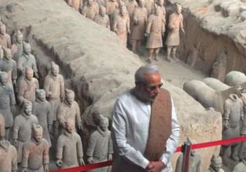 pm modi visits terracotta warriors museum in xi an