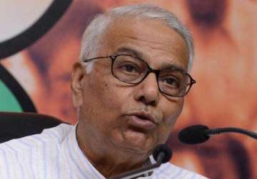 yashwant sinha defends himself says his remarks weren t about pm modi