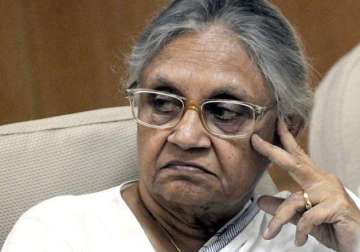 congress refutes sheila dikshit s comment on supporting aap bjp says aap is b team of congress