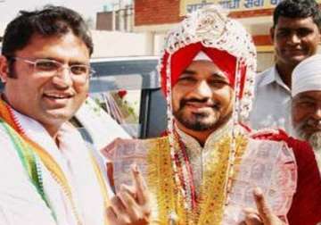haryana polls groom chooses polling booth before wedding ceremony in haryana