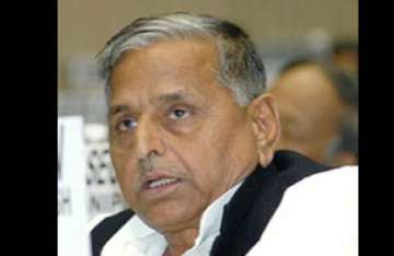 fuel price hike a crule joke with aam aadmi says mulayam