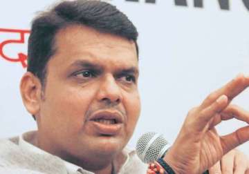 man arrested for defamatory tweet against devendra fadnavis