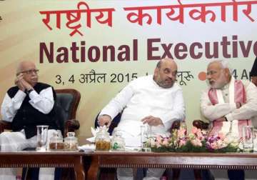 advani s refusal to speak at ne meet reflects widening gap between old and new guards of bjp