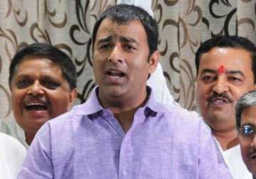 125 sp mlas in contact with bjp may resign any time sangeet som