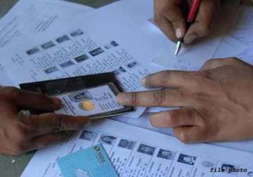 jharkhand polls 14.27 per cent polling till 9 am