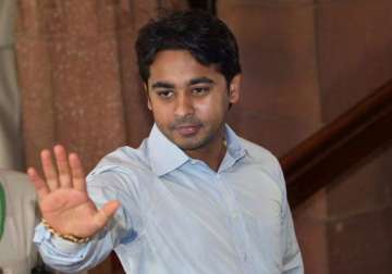 bandra by election nilesh rane detained for poll code breach