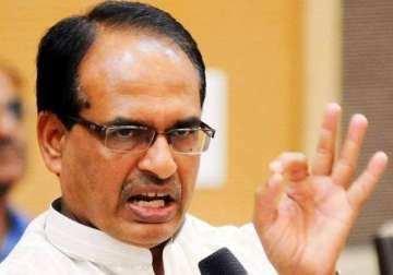 mp cm announces free education for sc students in govt colleges