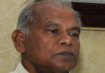 manjhi defends himself on controversy over age assets
