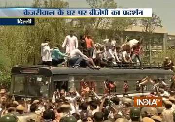 delhi road rage bjp activists protest outside kejriwal s residence
