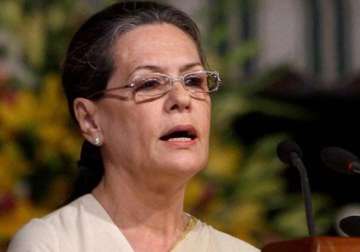 sonia congratulates sirisena