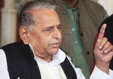 bihar polls mulayam forms third front with ncp sjd d